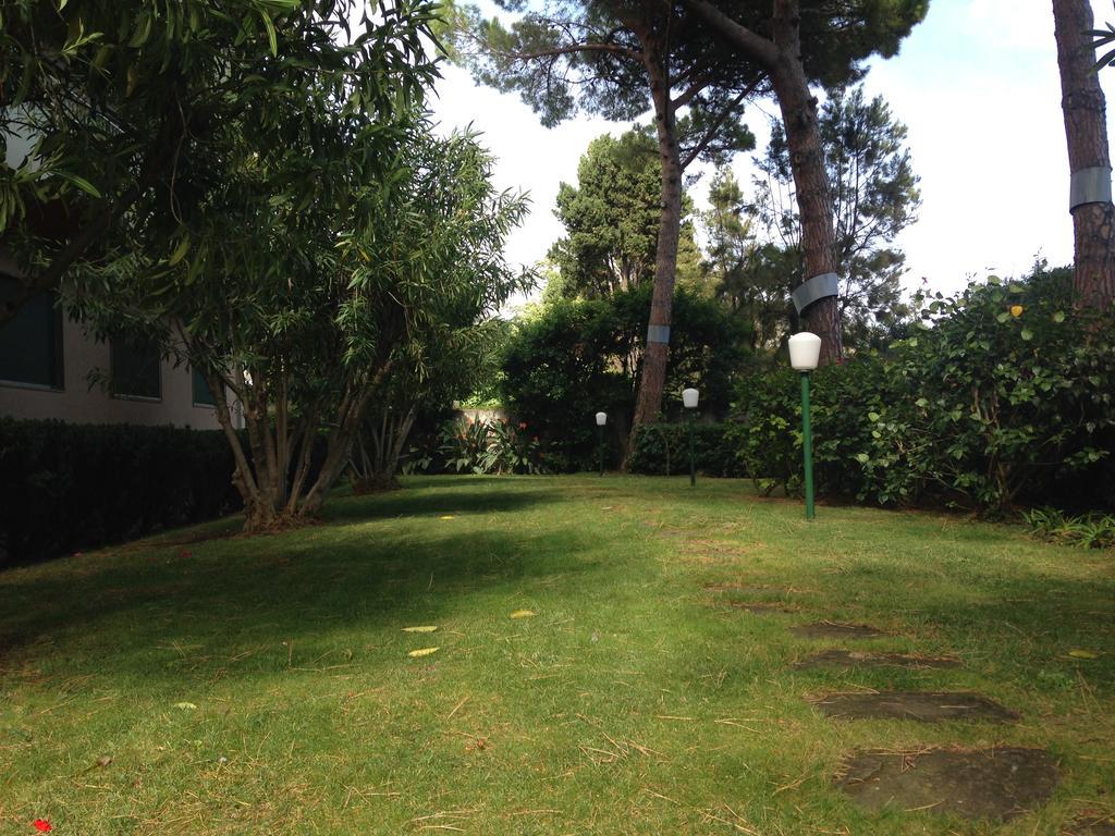 Tirrenia Beach House - Sea Front With Private Beach Sanremo Exteriér fotografie